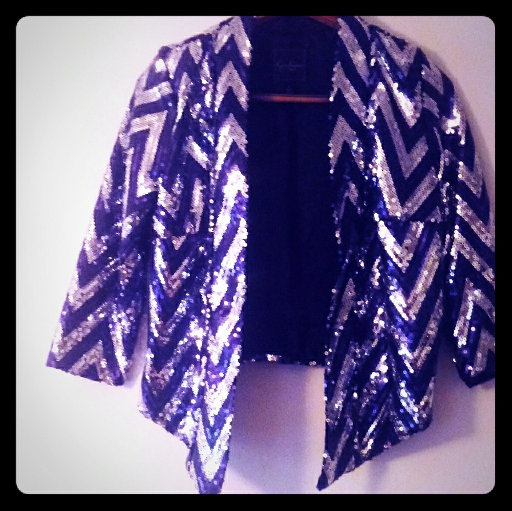 Jessica Simpson quarter sleeve crop jacket